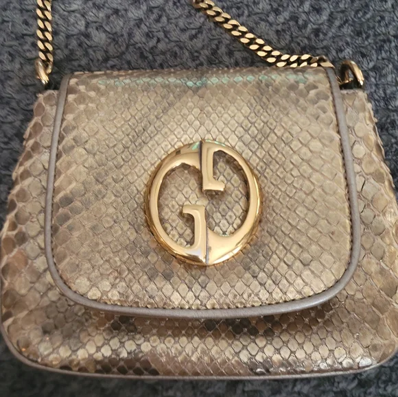 GORGEOUS VINTAGE PYTHON SNAKE CROSSBODY GUCCI BAG - Picture 2 of 16
